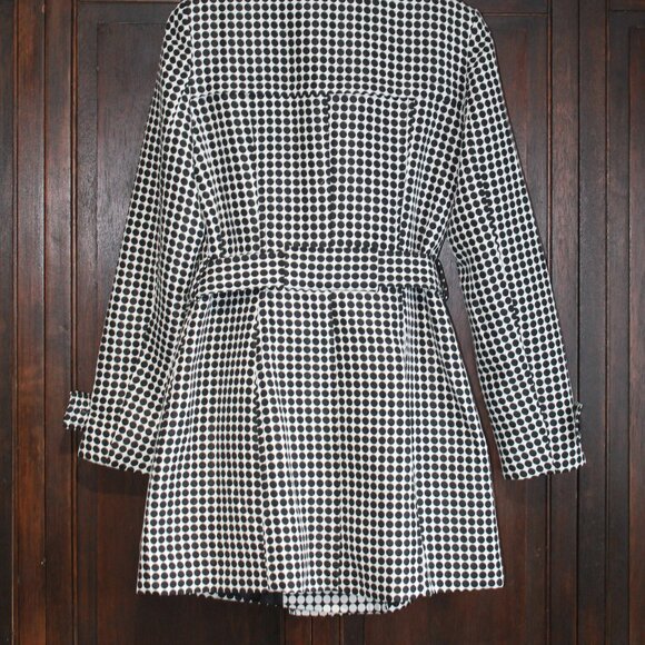 Black and white belted jacket - Picture 3 of 4